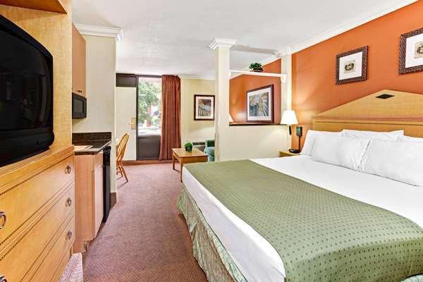  - Days Inn West Kissimmee