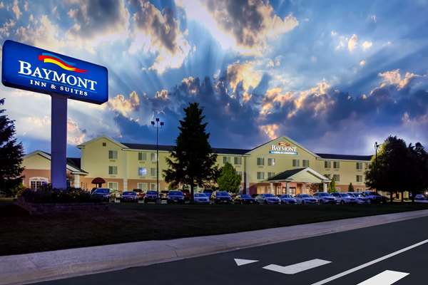 Exterior view - Baymont Inn & Suites Mackinaw City - I-75, Exit 338
