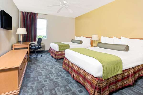  - Baymont Inn & Suites Airport Doral