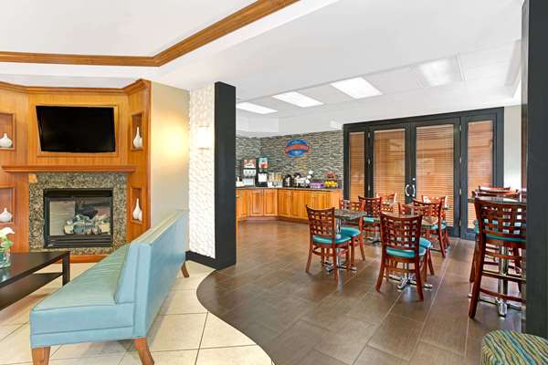  - Baymont Inn & Suites Airport Doral