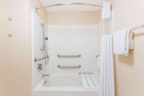  - Baymont Inn & Suites Plymouth