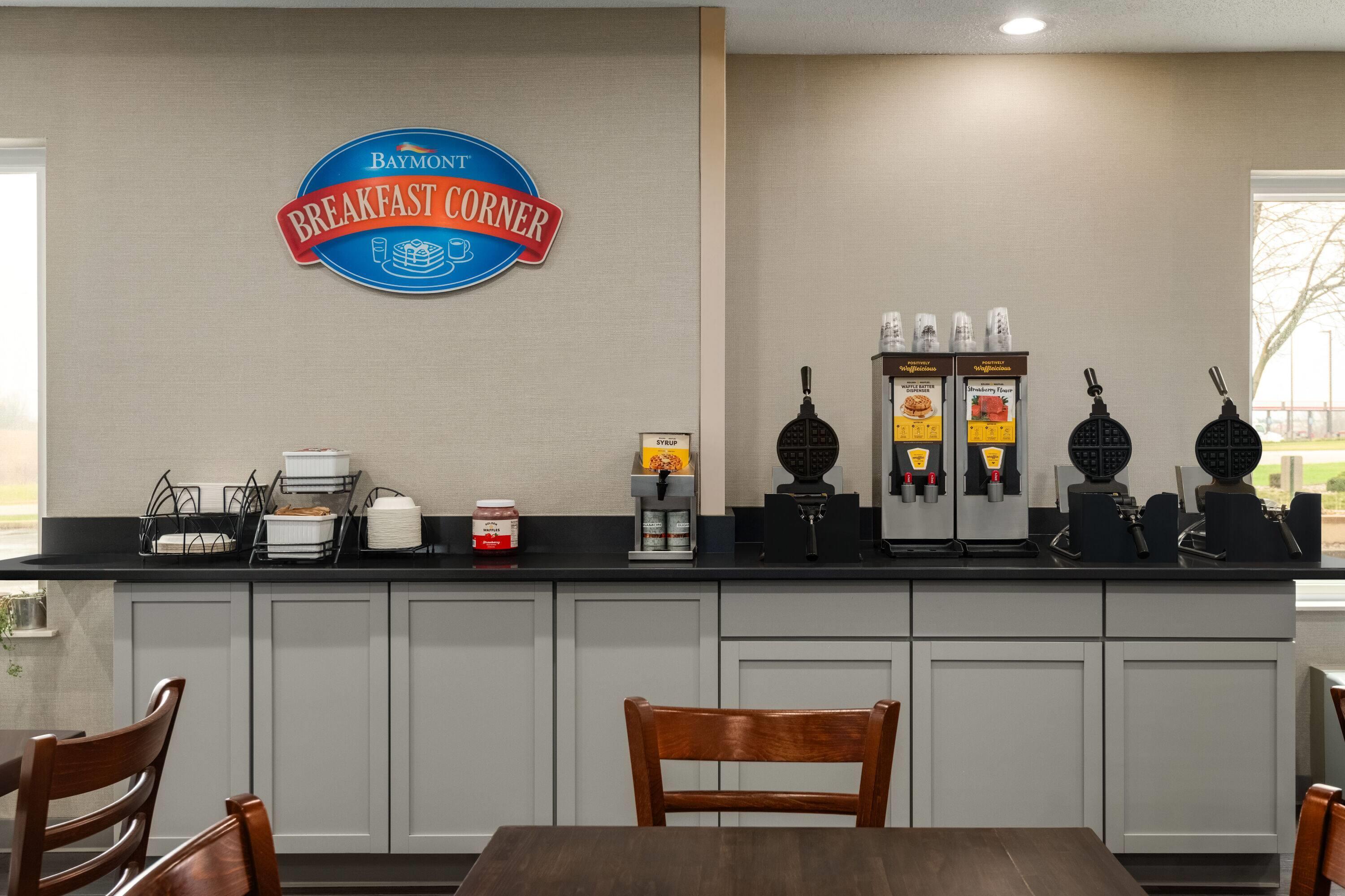 Restaurant | Baymont by Wyndham Rockford