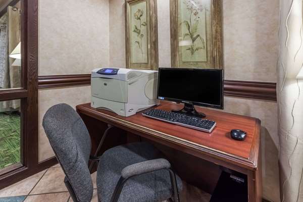 Conference Area - Baymont Inn & Suites Walker - I-96, Exit 28