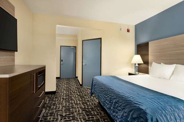  - Baymont Inn & Suites St Robert
