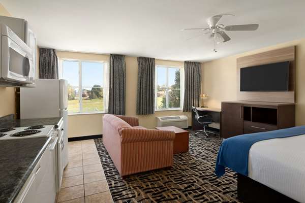  - Baymont Inn & Suites St Robert
