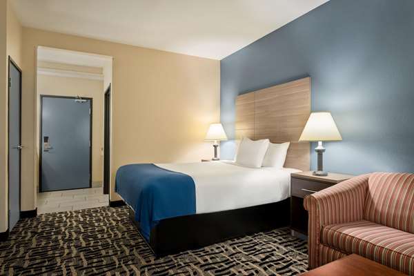  - Baymont Inn & Suites St Robert