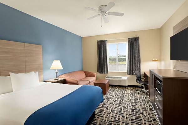 - Baymont Inn & Suites St Robert