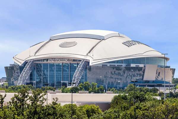  - Baymont Inn & Suites Arlington - I-30, Exits 29 & 30