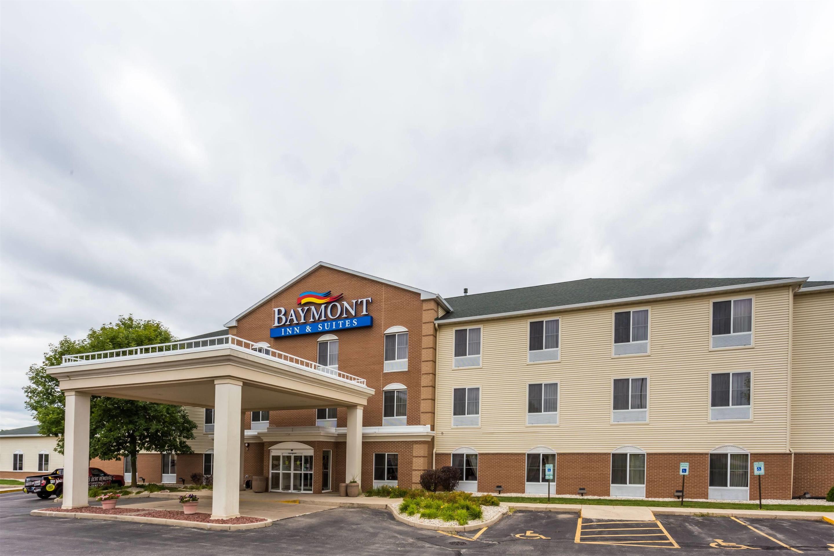 Welcome to the Baymont Waterford Burlington | Baymont by Wyndham Waterford/Burlington WI