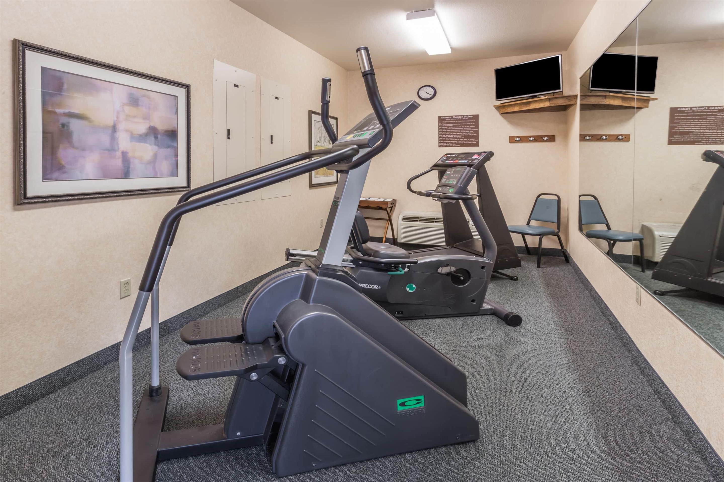 Fitness Center | Baymont by Wyndham Waterford/Burlington WI