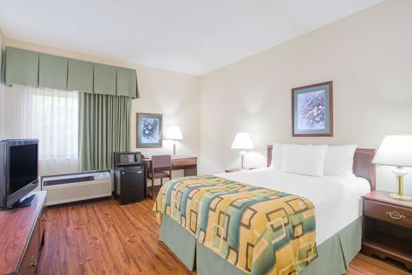  - Baymont Inn & Suites Corbin - I-75, Exit 29