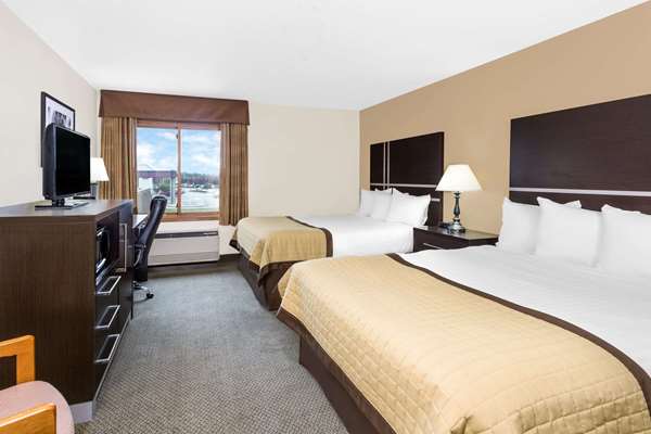  - Baymont Inn & Suites Green Bay