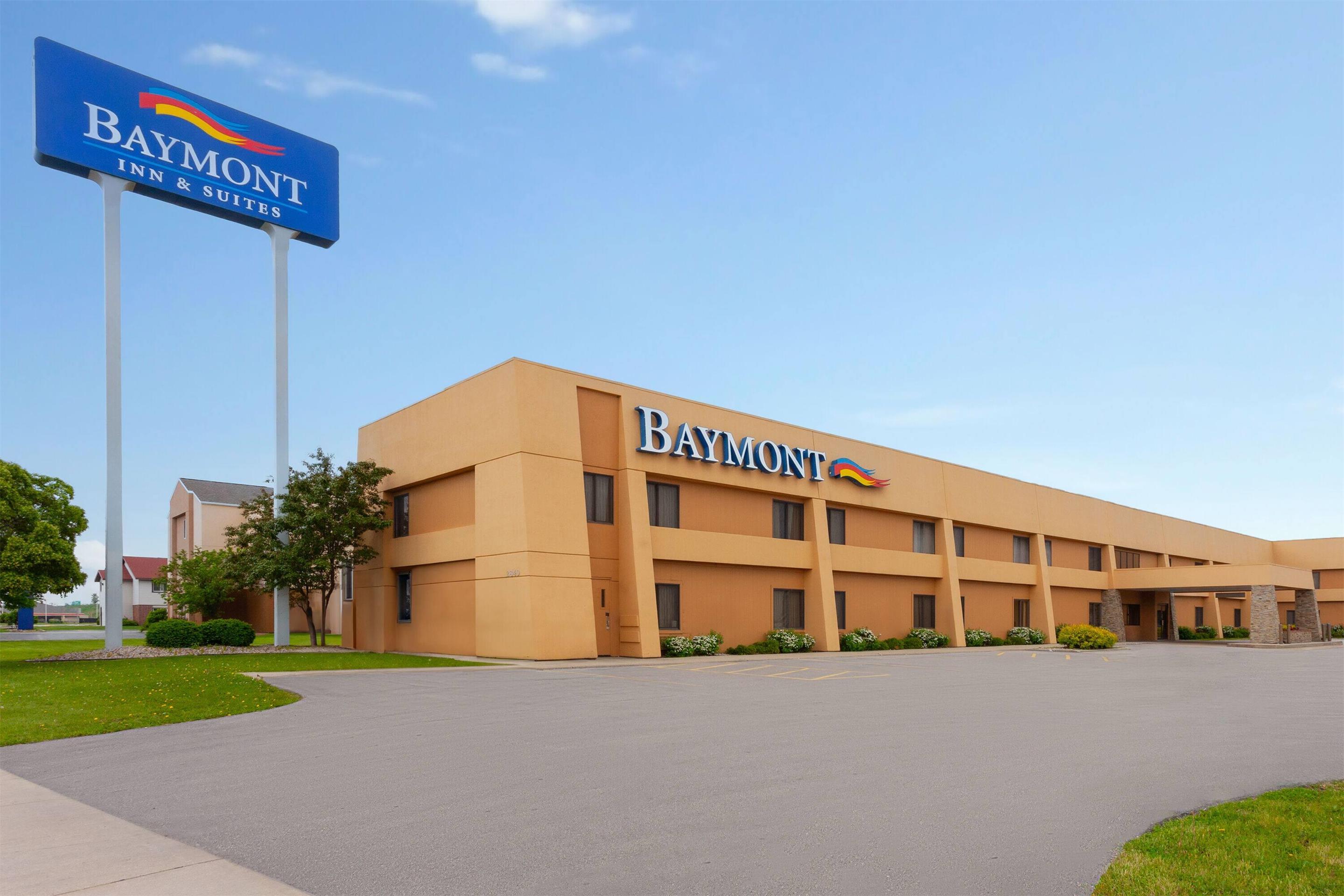 Exterior | Baymont by Wyndham Green Bay