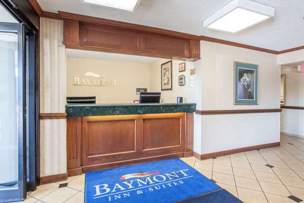  - Baymont Inn & Suites Roseville - I-94, Exit 232