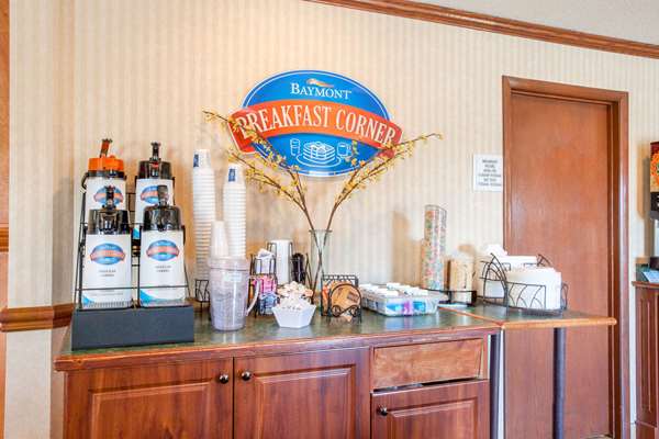  - Baymont Inn & Suites Roseville - I-94, Exit 232