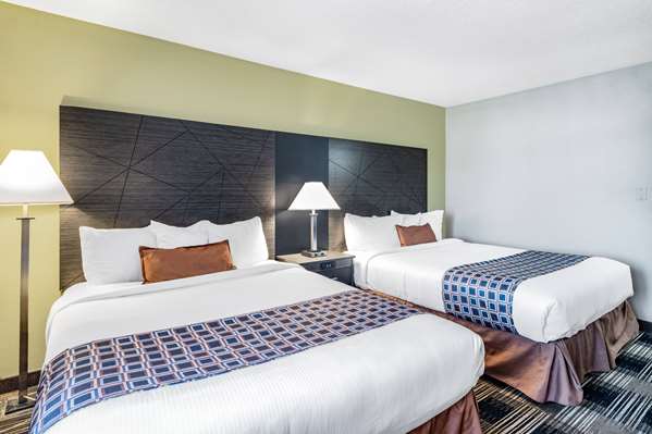  - Baymont Inn & Suites Champaign - I-74, Exit 182