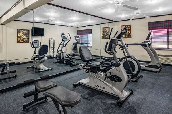 Fitness/ Exercise Room - Baymont Inn & Suites Champaign - I-74, Exit 182