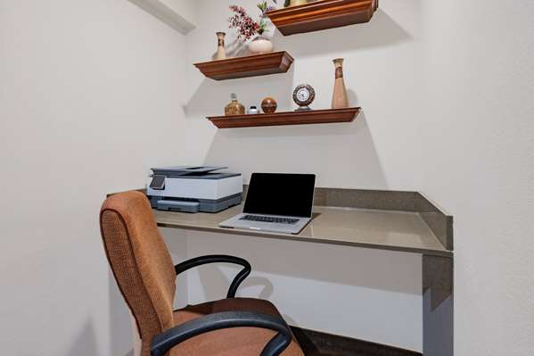 Conference Area - Baymont Inn & Suites Champaign - I-74, Exit 182