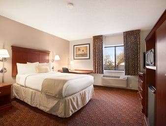  - Baymont Inn & Suites Sioux Falls - I-29, Exit 77