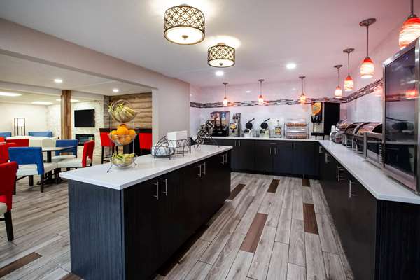  - Baymont Inn & Suites Traverse City