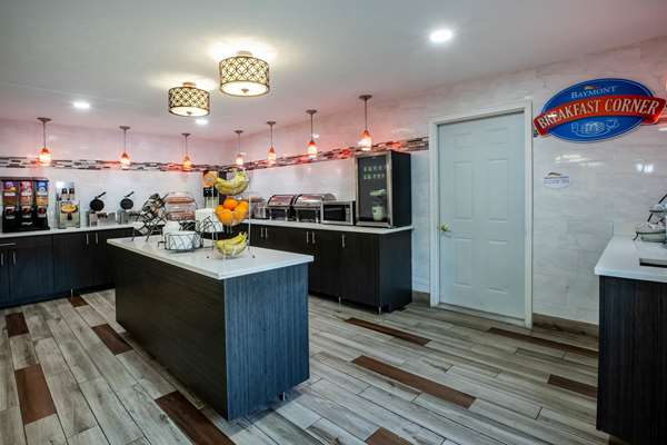  - Baymont Inn & Suites Traverse City