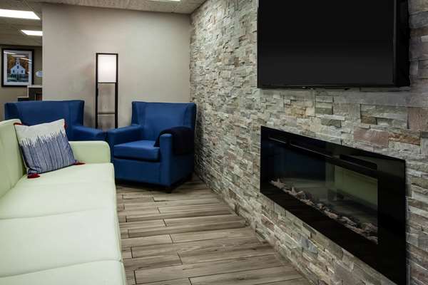  - Baymont Inn & Suites Traverse City