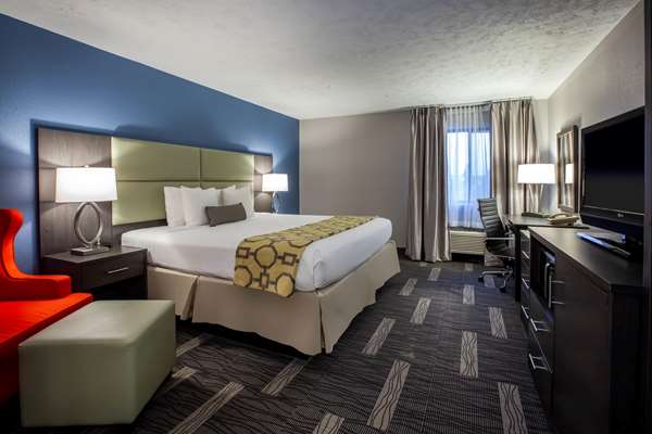  - Baymont Inn & Suites Traverse City