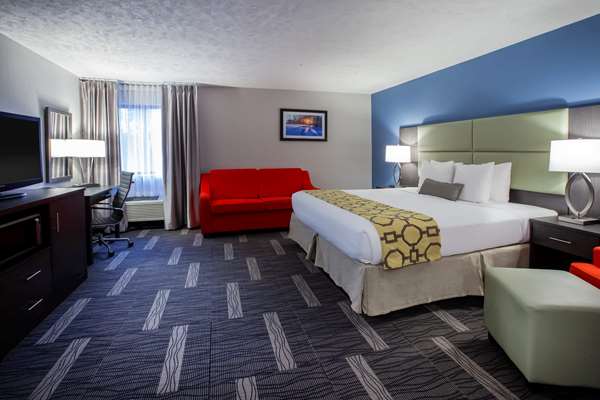  - Baymont Inn & Suites Traverse City