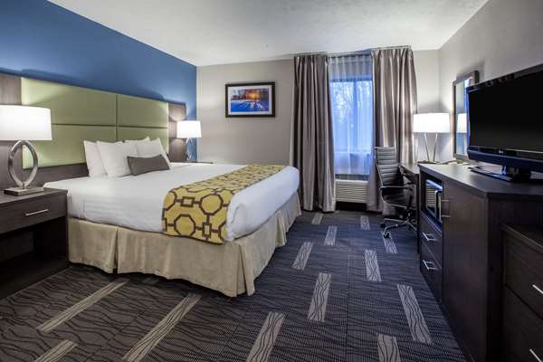  - Baymont Inn & Suites Traverse City