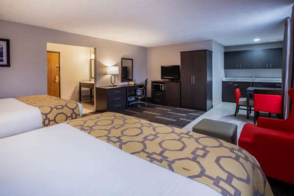  - Baymont Inn & Suites Traverse City