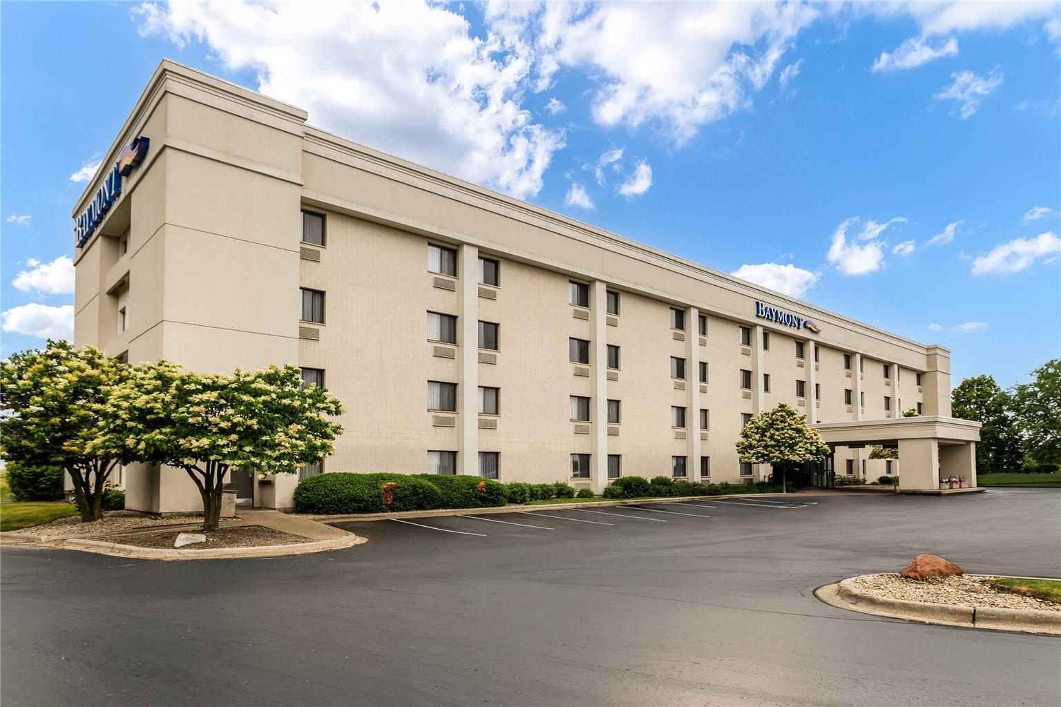 Baymont Inn & Suites Janesville