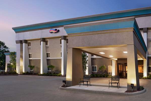 Exterior view - Baymont Inn & Suites Mt Pleasant