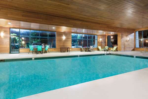 Pool - Baymont Inn & Suites Onalaska - I-90, Exit 5