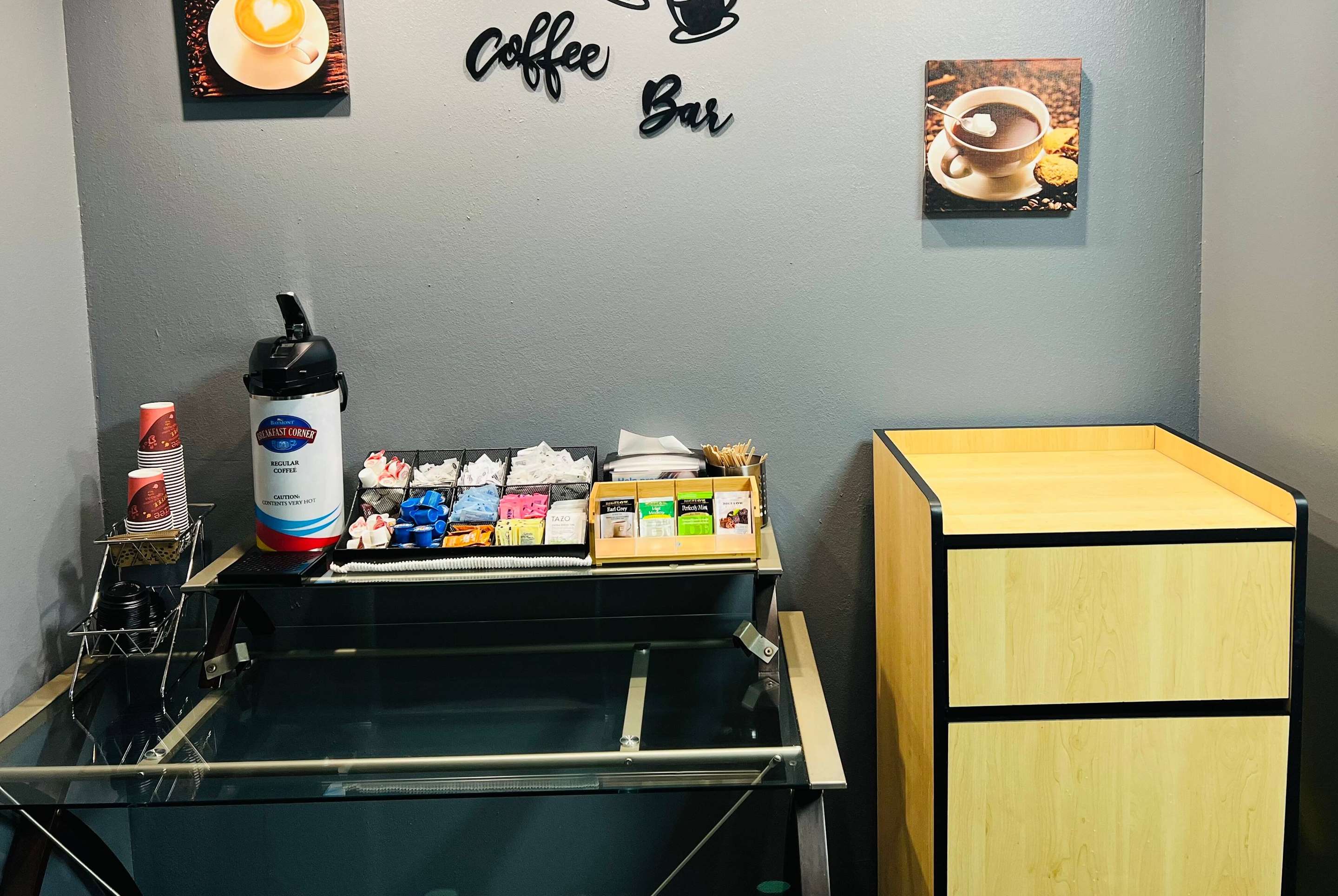 Breakfast Area | Baymont by Wyndham La Crosse/Onalaska
