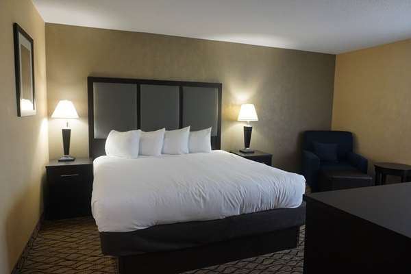 Suite - Baymont Inn & Suites Bridgeport - I-75, Exit 144