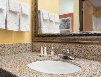  - Baymont Inn & Suites Springfield - I-55, Exit 90