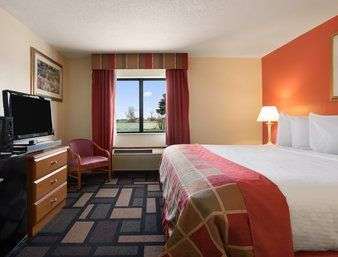  - Baymont Inn & Suites Springfield - I-55, Exit 90
