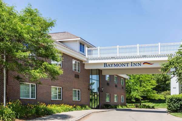 On-Site,Outdoor/Exterior,Exterior View of Building
