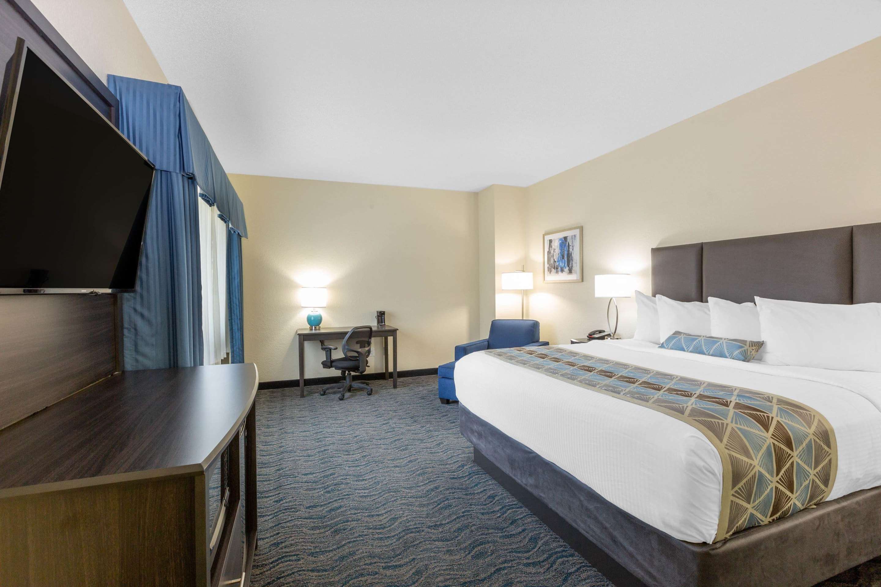 Guest room