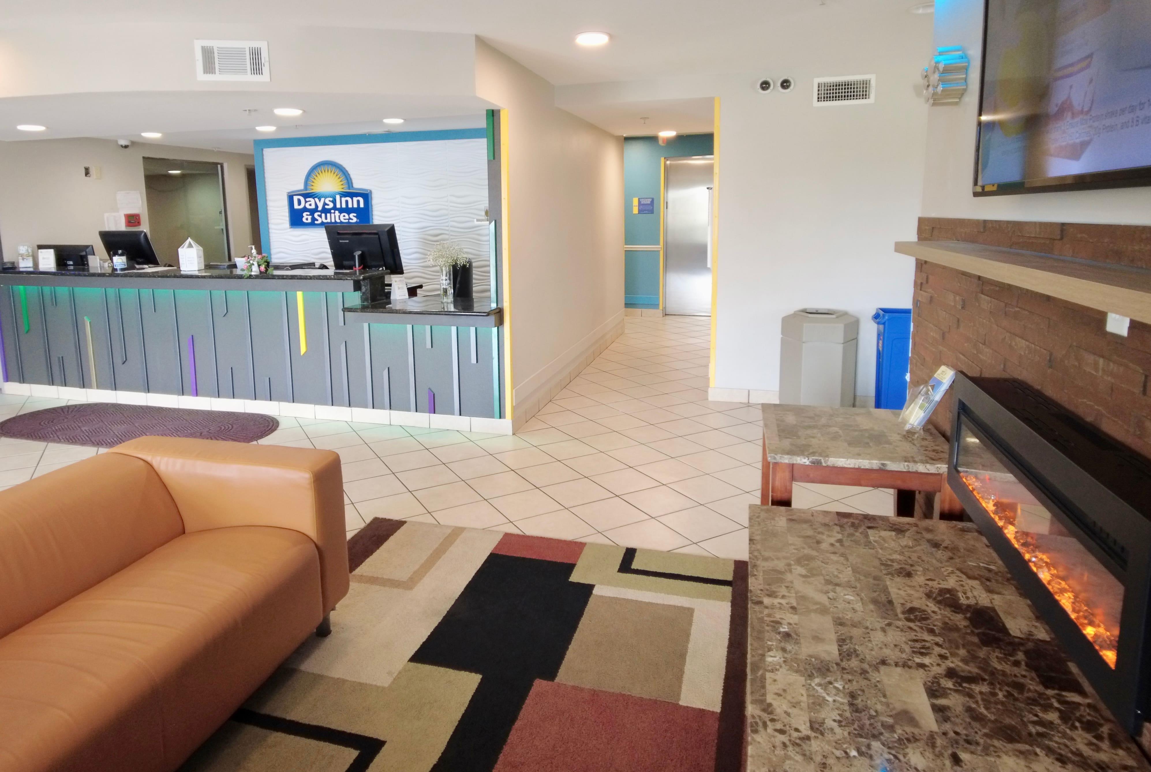 Lobby | Days Inn & Suites by Wyndham Thibodaux