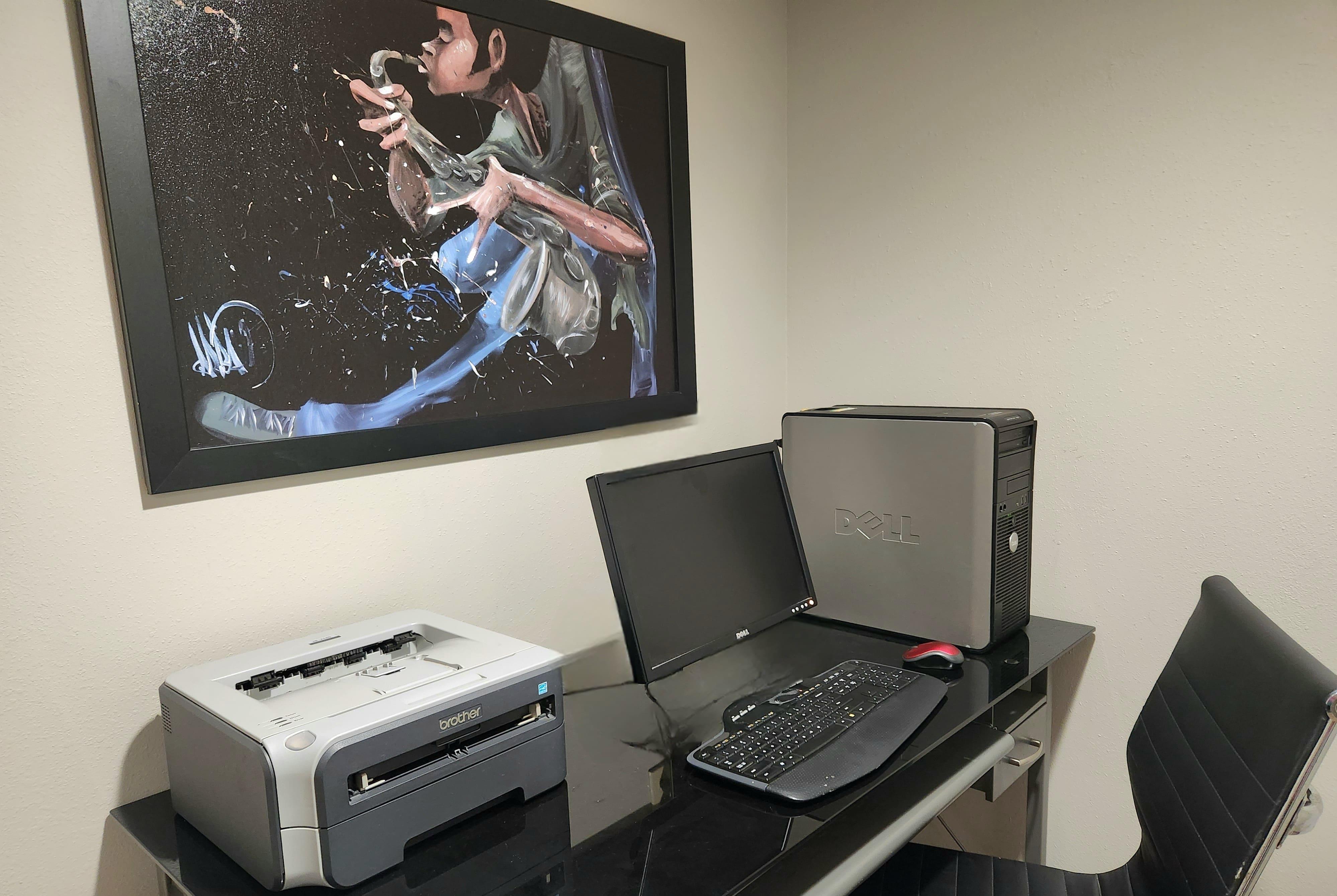 Business Center | Days Inn & Suites by Wyndham Thibodaux