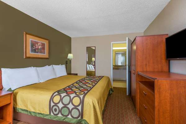  - Super 8 Hotel Metairie
