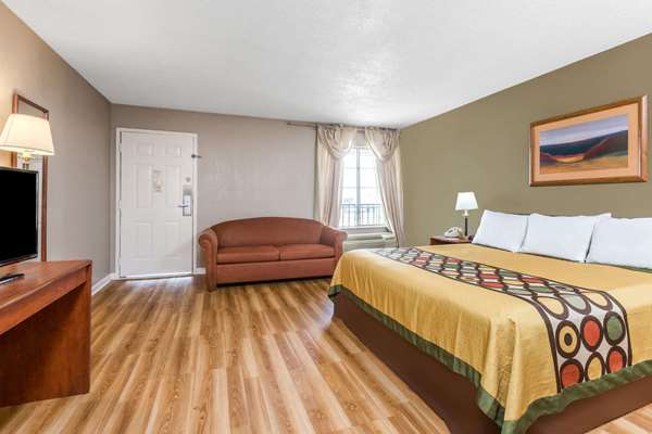  - Super 8 Hotel Metairie