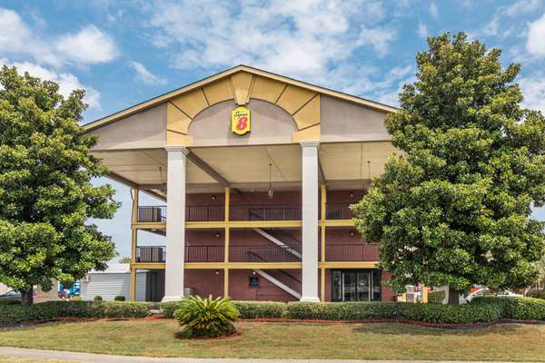 Exterior view - Super 8 Hotel Metairie