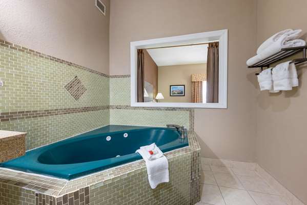 Suite - Baymont Inn & Suites Lawrence