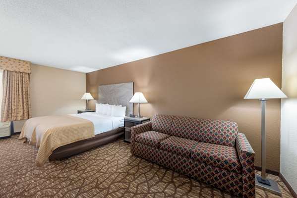  - Baymont Inn & Suites Lawrence