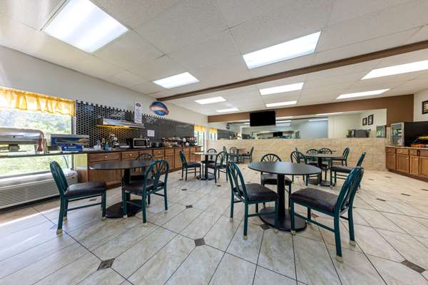  - Baymont Inn & Suites Lawrence