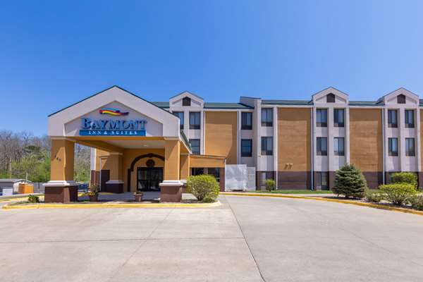 Exterior view - Baymont Inn & Suites Lawrence