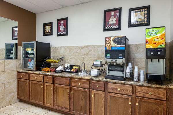  - Baymont Inn & Suites Lawrence