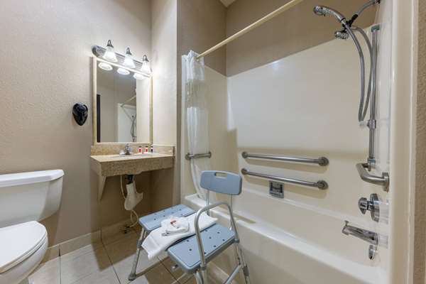  - Baymont Inn & Suites Lawrence